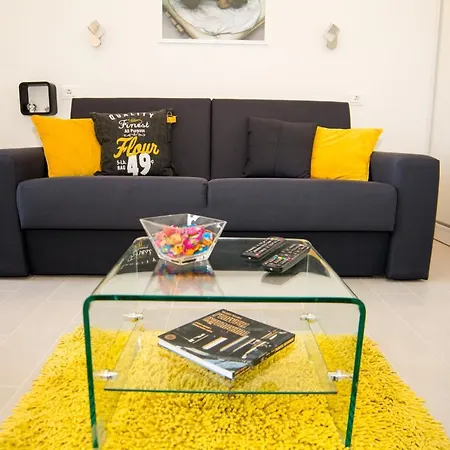 Simple Apartamento