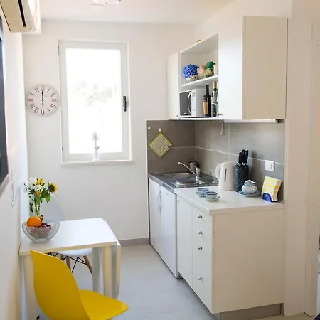 Διαμέρισμα Simple Ντουμπρόβνικ